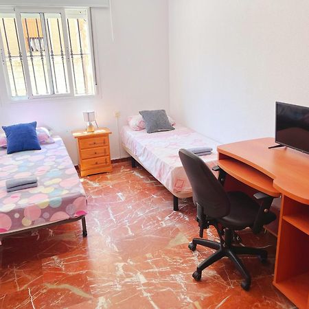 Habitacion Compartido Huelva Centro Kültér fotó
